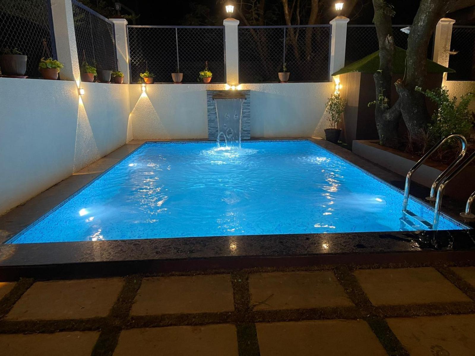 Lavish Villa - 3 Bhk Pool With Lawn Lonavala Exterior photo